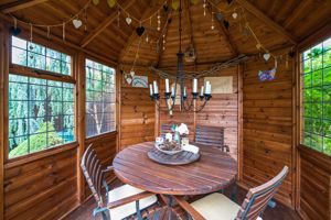 Photo 7- click for photo gallery